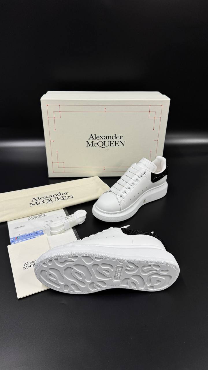 ALEXENDER MCQUEEN PATIKE