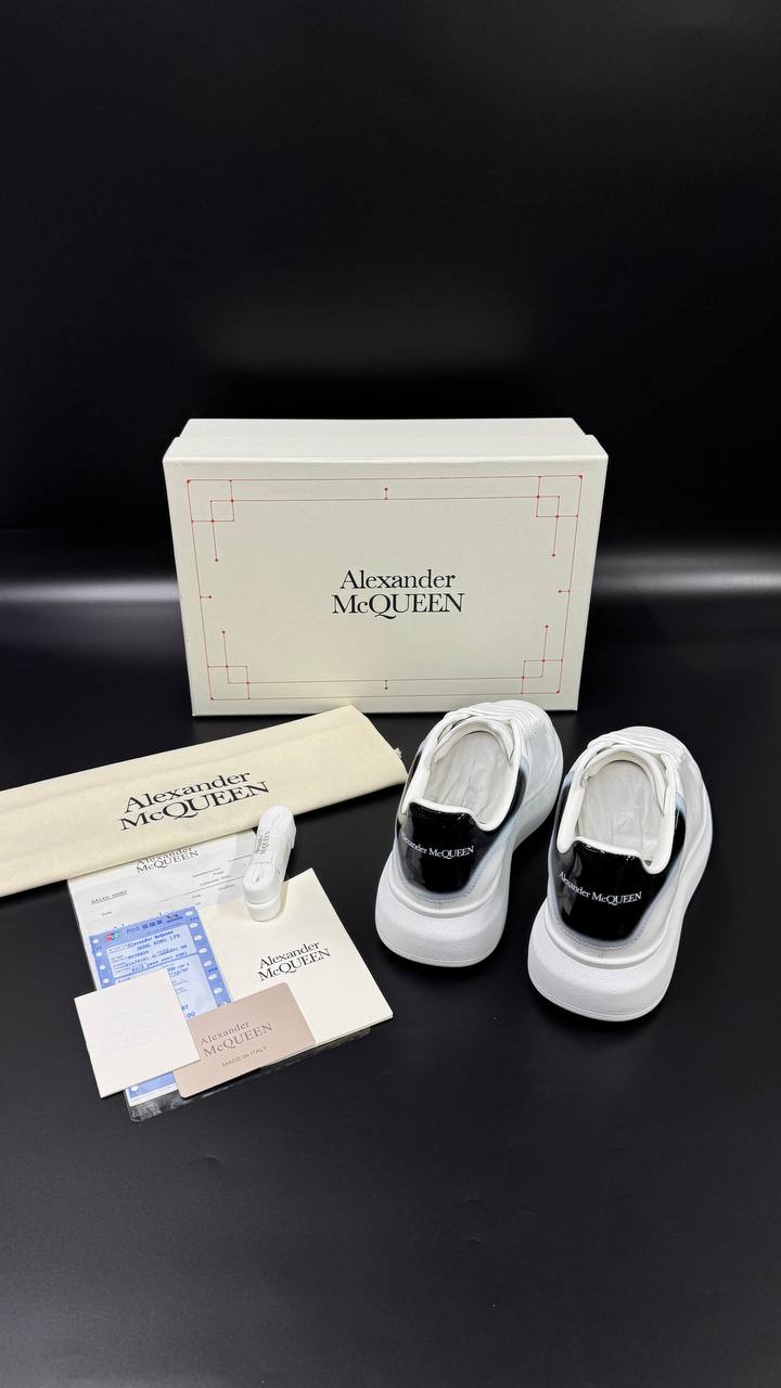 ALEXENDER MCQUEEN PATIKE
