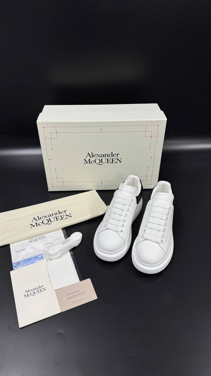 ALEXENDER MCQUEEN PATIKE